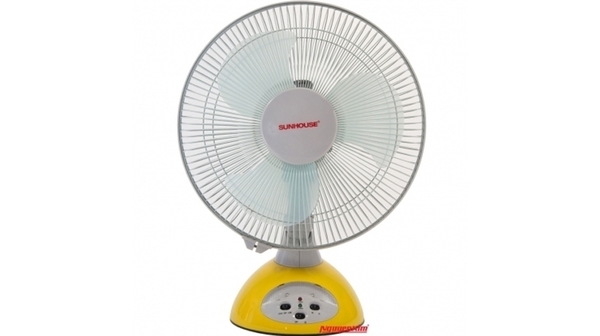 Quạt sạc Sunhouse SH712 màu vàng, giá rẻ tại Nguyễn Kim