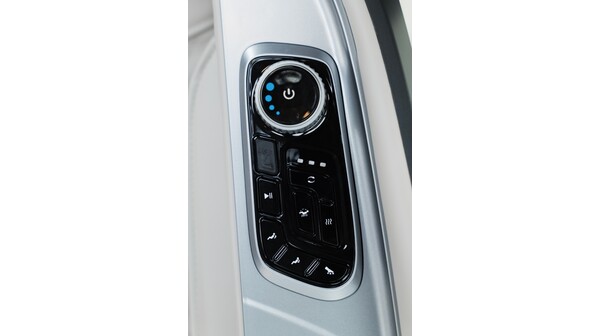 Ghế Massage Poongsan MCP 865