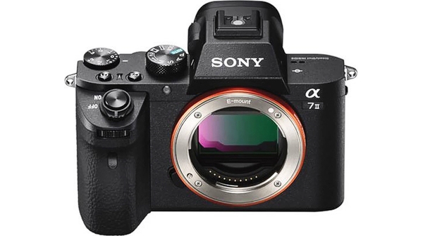 may-anh-sony-alpha-ilce-7m2-body-den-4