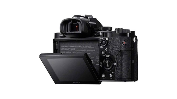 may-anh-sony-alpha-ilce-7-2