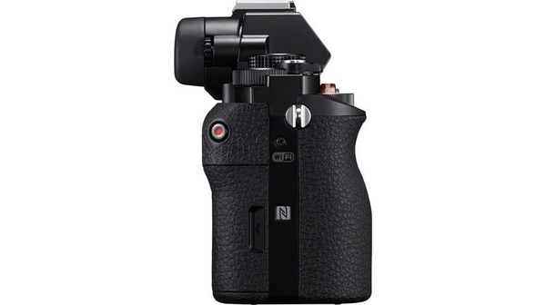 may-anh-sony-alpha-ilce-7-5