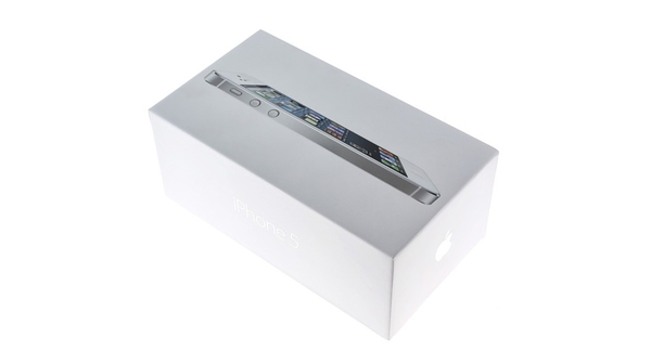 7034_IPHONE-5_White_12