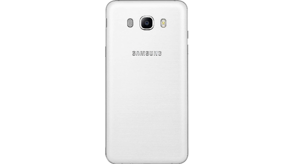 Điện thoại Samsung Galaxy J7 2016 màu trắng thiết kế đẹp mắt
