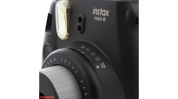 may-anh-chup-lay-lien-fuji-instax-mini-8-den-04