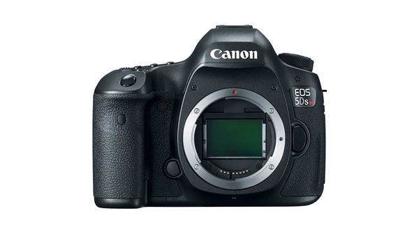 Máy ảnh Canon EOS 5DS R Body sở hữu thiết kế độc đáo, thời thượng