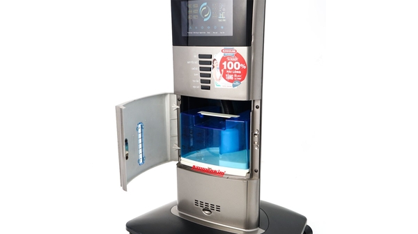 quat-phun-suong-sunhouse-shd-7817-ghi-07