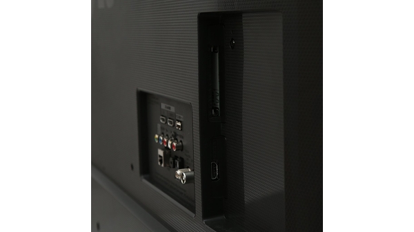 tivi-lg-uhd-49uh617v-10030448-05