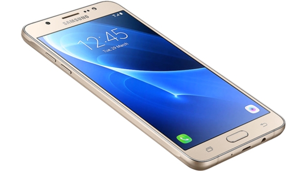 Điện thoại Samsung Galaxy J7 2016 giá ưu đãi tại Nguyễn Kim
