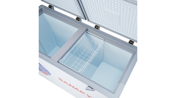 Tủ đông Sanaky 305 lít VH-405A2 thân tủ bằng nhựa ABS cao cấp, có độ bền cao