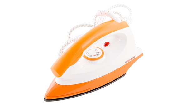 Bàn ủi khô Sunhouse SHDI1070 màu cam giá hấp dẫn tại Nguyễn Kim