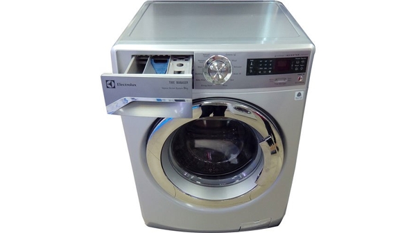 1227303_electrolux-EWF10932S-1