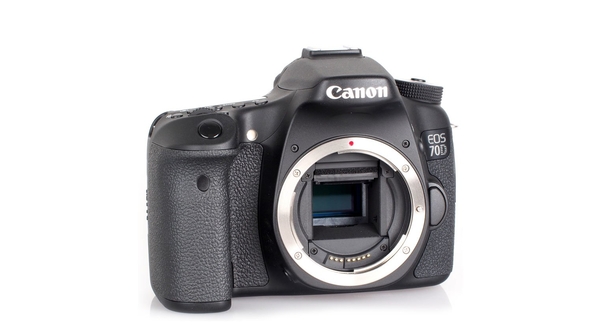 15173_1237545-CANON-EOS-70D-18-55-3
