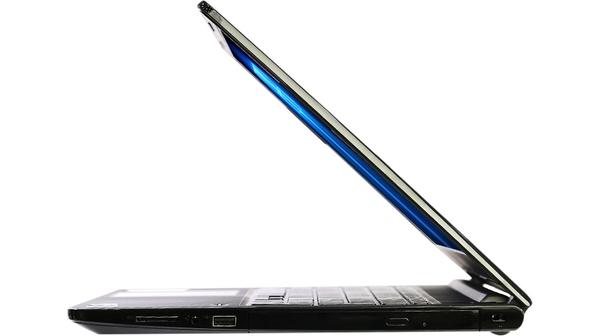 10032909_LAPTOP_DELL_VOSTRO53568XF6C61_04