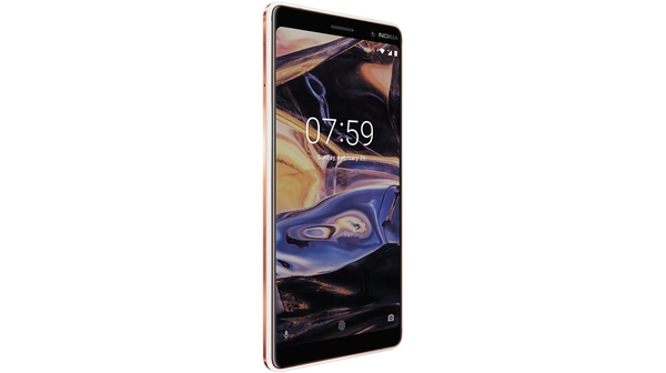 Nokia 7 Plus màu bạc cạnh phải