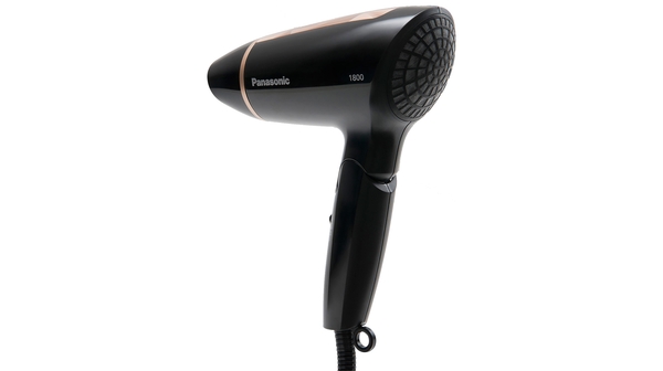 Máy sấy tóc Panasonic EH-ND30-K645 hoạt động với công suất lớn 1800W