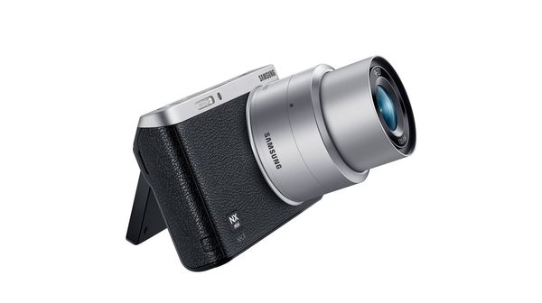 1242617-SAMSUNG-EV-NXF1ZZB1IVN-2