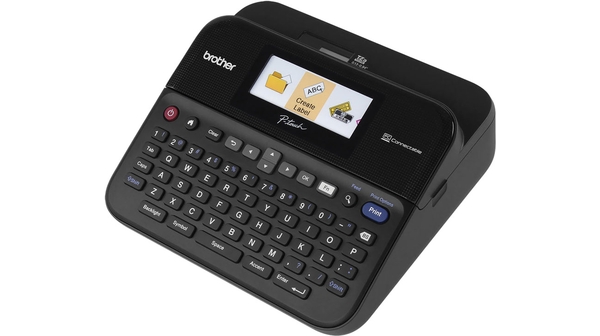 Máy in nhãn Brother PT-D600 màu đen là loại máy in nhãn để bàn có bàn phím QWERTY