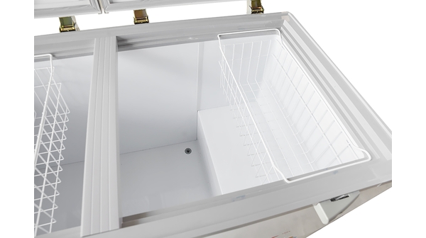 Tủ đông Sanaky 410 lít VH-5699HY ngăn tủ đông, giá treo đồ