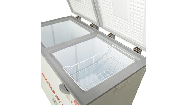 Tủ đông Sanaky Inverter 280 lít VH-4099W4K mặt nghiêng trái bên trong tủ