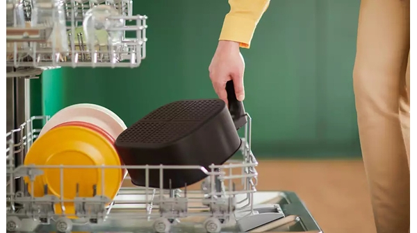 Nồi chiên không dầu Philips 4.1 lít HD9200/90 các bộ phận rửa được trong máy rửa chén