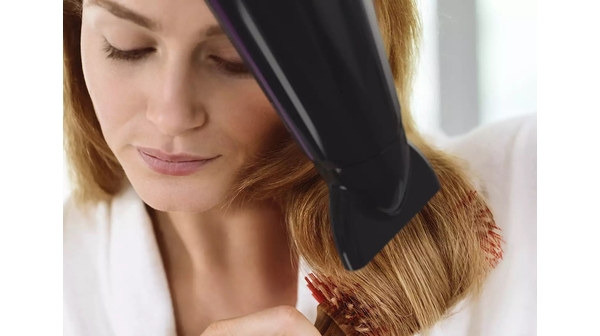 Máy sấy tóc Philips HP8233/00 tổng quan