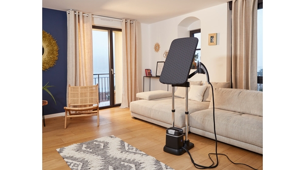 Bàn ủi hơi nước đứng Tefal QT1510E0 tổng quan