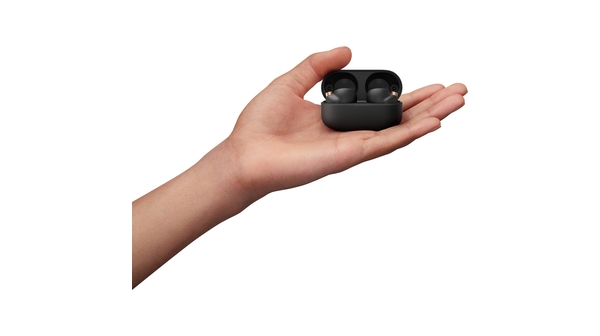 Tai nghe Sony True Wireless WF-1000XM4 Đen trên tay
