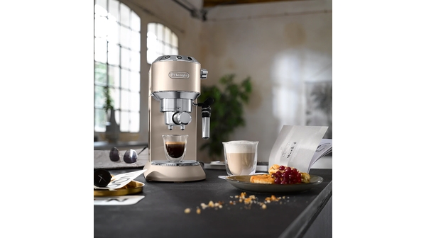 may-pha-ca-phe-delonghi-ec785-bg-5