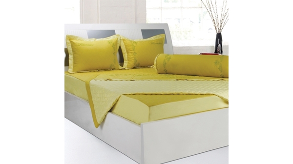 Bộ chăn drap gối Hometex bọc màu thêu cao cấp 1.8X2M) xinh xắn