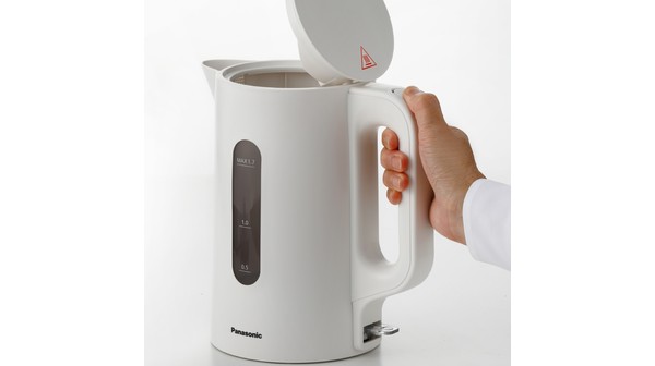Bình đun siêu tốc Panasonic 1.7 lít NC-K101WRA bât nắp
