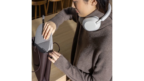 Tai nghe không dây Sony WH-1000XM5 Bạc tổng quan