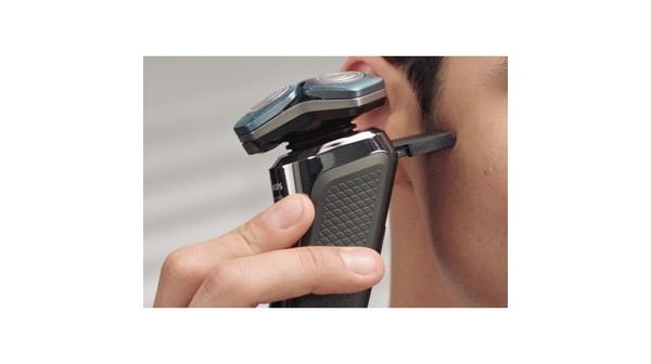 Máy cạo râu khô và ướt Philips S5582/20 tổng quan