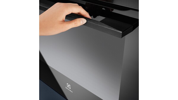 Lò nướng âm tủ Electrolux 72 lít KOIGH00KA