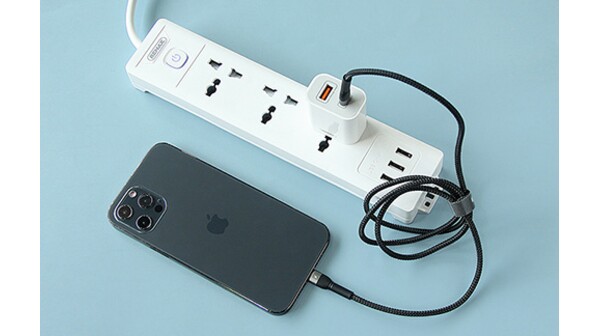 Củ sạc Remax 20W RP-U68