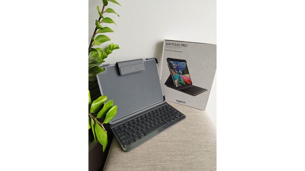 Bàn phím Smart Keyboard iPad Pro 11 MXNK2ZA/A