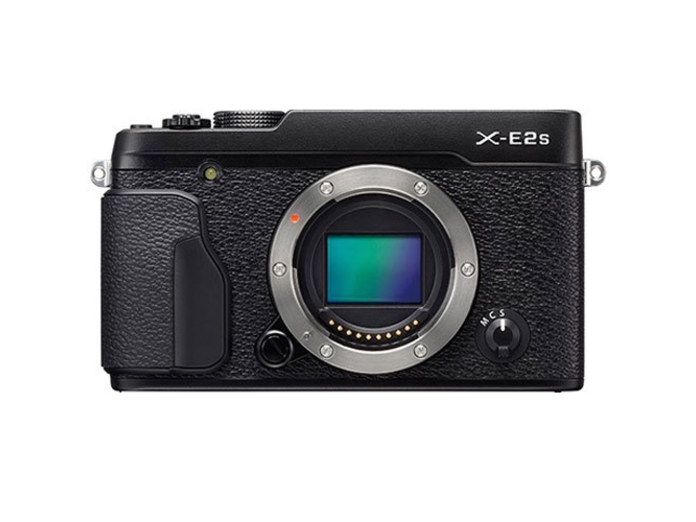 may-anh-ong-kinh-roi-fujifilm-x-e2s-body-den